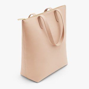 ISO - Cuyana Zipper Leather Tote (tall)